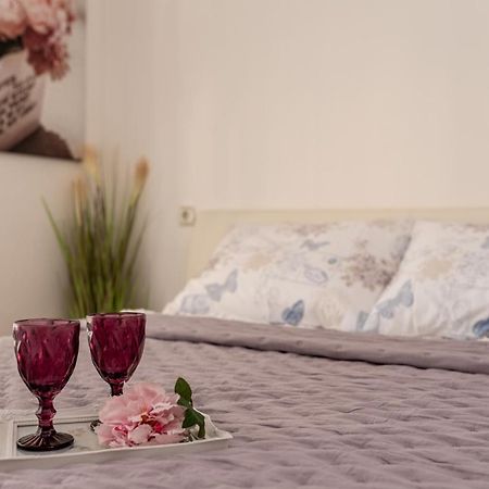 Magnolia Apartmani Vodice Eksteriør billede