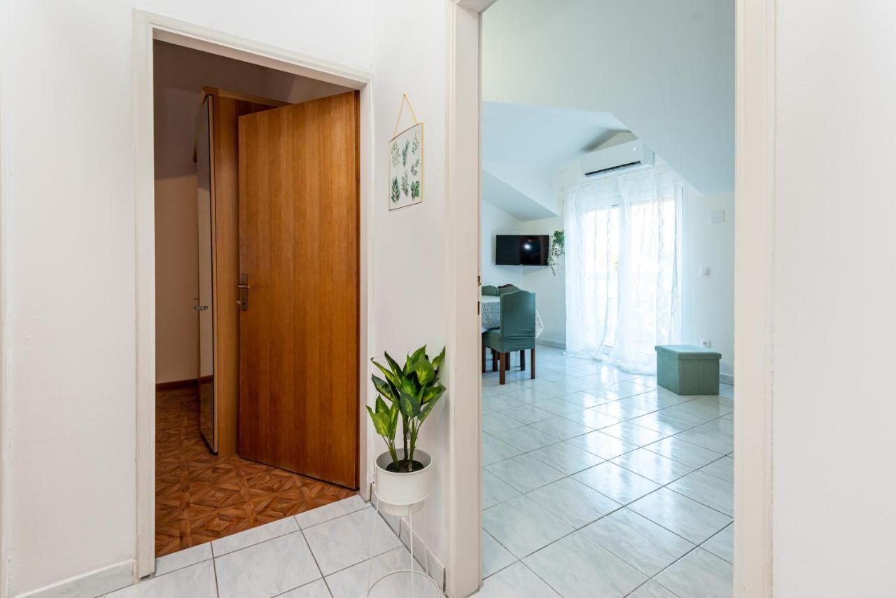 Magnolia Apartmani Vodice Eksteriør billede